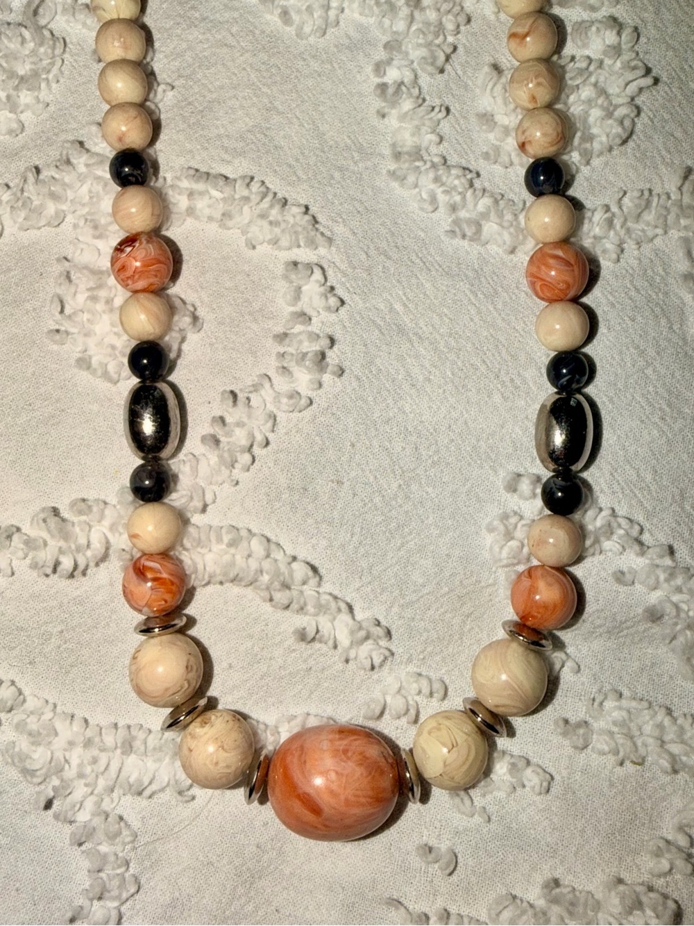 Vintage 1988 Avon "Desert Sands" Acrylic Beaded Necklace.